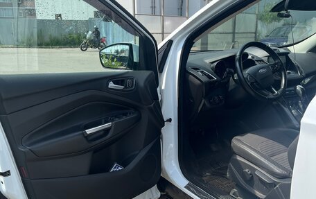 Ford Kuga III, 2018 год, 1 630 000 рублей, 5 фотография