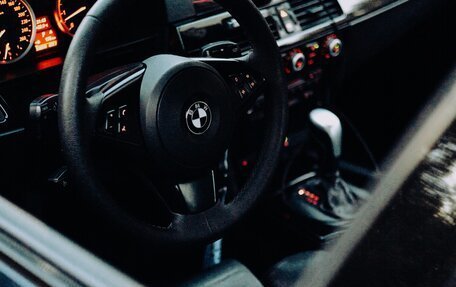 BMW 5 серия, 2004 год, 1 650 000 рублей, 11 фотография