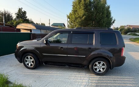 Honda Pilot III рестайлинг, 2012 год, 2 970 000 рублей, 2 фотография