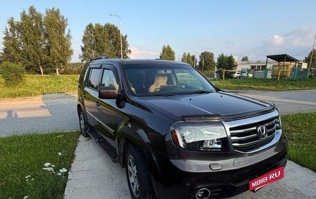 Honda Pilot III рестайлинг, 2012 год, 2 970 000 рублей, 7 фотография