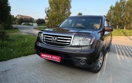 Honda Pilot III рестайлинг, 2012 год, 2 970 000 рублей, 8 фотография