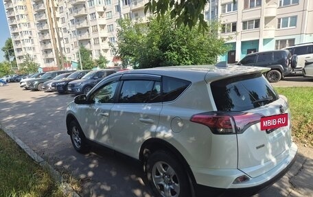 Toyota RAV4, 2016 год, 1 870 000 рублей, 6 фотография