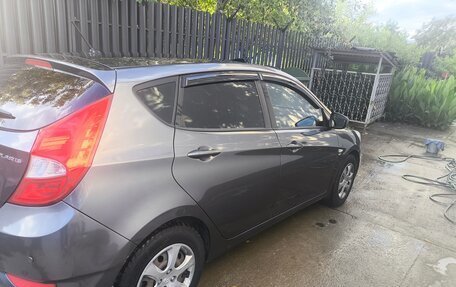 Hyundai Solaris II рестайлинг, 2012 год, 750 000 рублей, 3 фотография