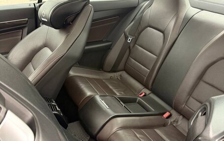 Mercedes-Benz E-Класс, 2015 год, 2 450 000 рублей, 4 фотография