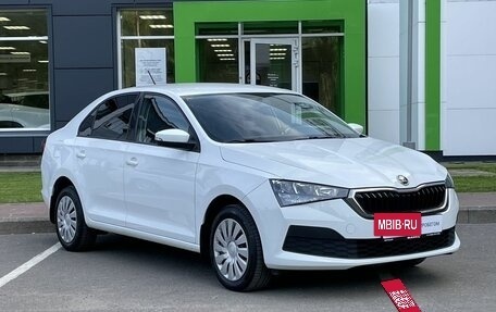 Skoda Rapid II, 2021 год, 1 699 000 рублей, 3 фотография
