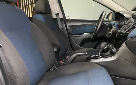 Chevrolet Cruze II, 2012 год, 819 000 рублей, 10 фотография