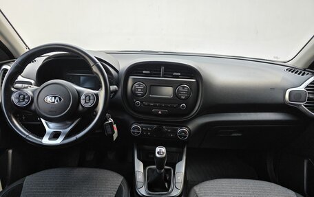 KIA Soul III, 2019 год, 1 570 000 рублей, 11 фотография