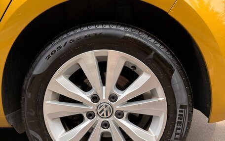 Volkswagen Golf VII, 2018 год, 1 900 000 рублей, 7 фотография
