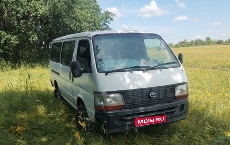 Toyota HiAce H100, 2002 год, 400 000 рублей, 1 фотография