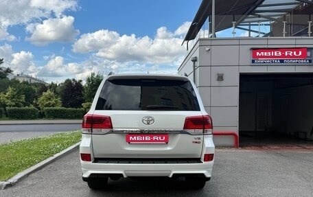Toyota Land Cruiser 200, 2020 год, 12 800 000 рублей, 5 фотография