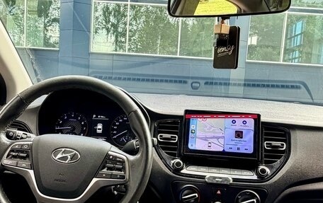 Hyundai Solaris II рестайлинг, 2021 год, 1 350 000 рублей, 7 фотография