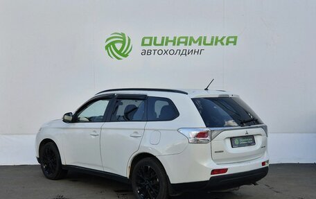 Mitsubishi Outlander III рестайлинг 3, 2013 год, 985 000 рублей, 7 фотография