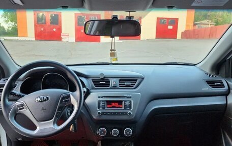 KIA Rio III рестайлинг, 2016 год, 1 100 000 рублей, 5 фотография