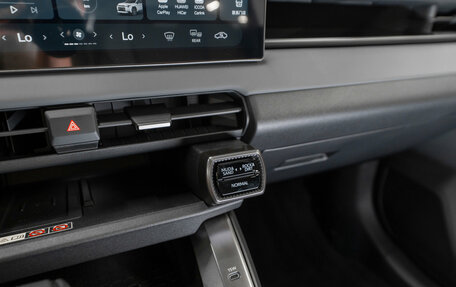Toyota RAV4, 2026 год, 4 390 000 рублей, 24 фотография