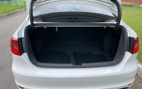 Volkswagen Jetta VI, 2014 год, 1 200 000 рублей, 11 фотография