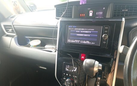 Toyota Roomy I, 2017 год, 1 100 000 рублей, 14 фотография