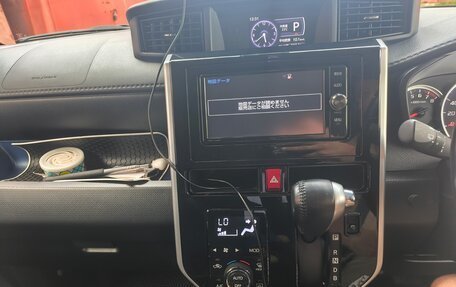Toyota Roomy I, 2017 год, 1 100 000 рублей, 18 фотография