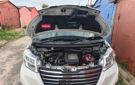 Toyota Roomy I, 2017 год, 1 100 000 рублей, 22 фотография