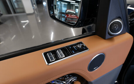 Land Rover Range Rover IV рестайлинг, 2021 год, 8 450 000 рублей, 20 фотография