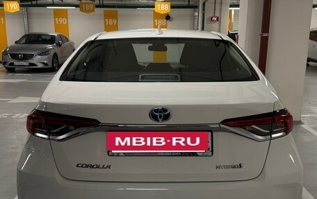 Toyota Corolla, 2020 год, 2 000 000 рублей, 2 фотография