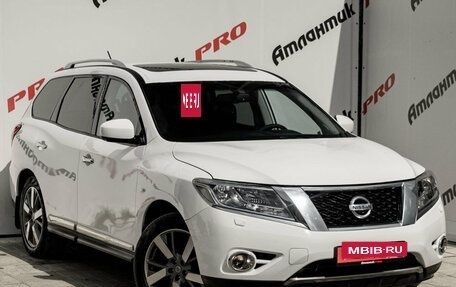Nissan Pathfinder, 2016 год, 1 800 000 рублей, 3 фотография