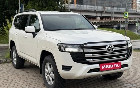 Toyota Land Cruiser, 2022 год, 11 500 000 рублей, 1 фотография