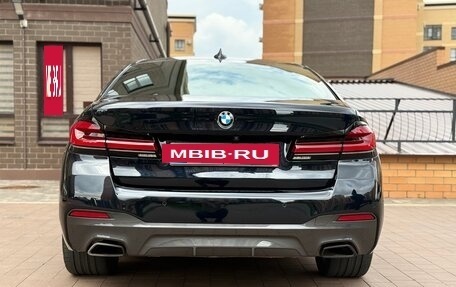 BMW 5 серия, 2021 год, 4 300 000 рублей, 2 фотография