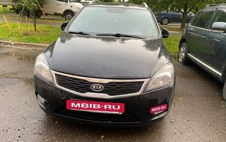 KIA cee'd I рестайлинг, 2012 год, 690 000 рублей, 3 фотография