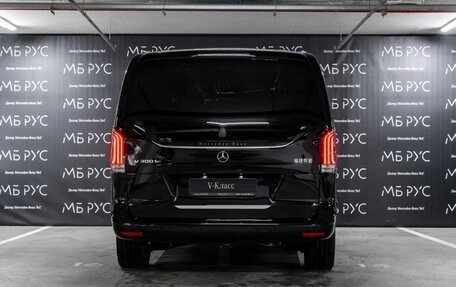Mercedes-Benz V-Класс, 2025 год, 11 600 000 рублей, 2 фотография
