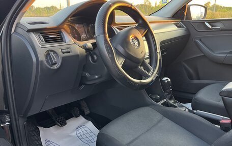 Skoda Rapid I, 2017 год, 1 300 000 рублей, 8 фотография