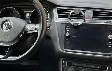 Volkswagen Tiguan II, 2017 год, 2 480 000 рублей, 13 фотография