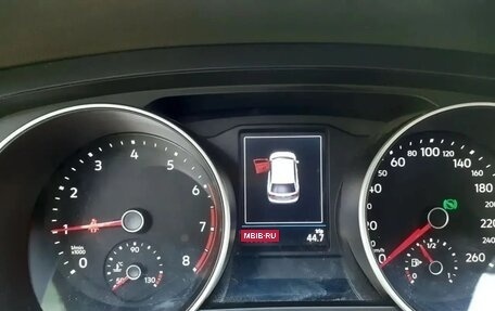 Volkswagen Tiguan II, 2017 год, 2 480 000 рублей, 11 фотография