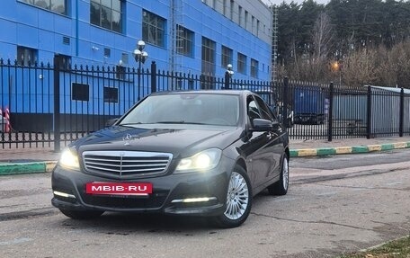 Mercedes-Benz C-Класс, 2011 год, 1 200 000 рублей, 7 фотография