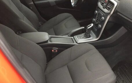Volvo V40 Cross Country I, 2013 год, 910 000 рублей, 15 фотография