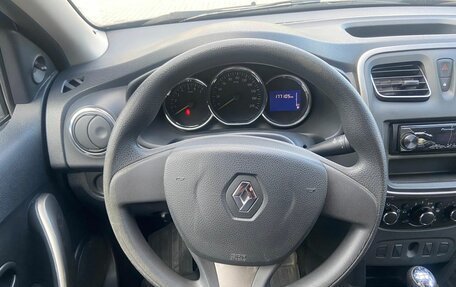 Renault Logan II, 2016 год, 691 000 рублей, 11 фотография