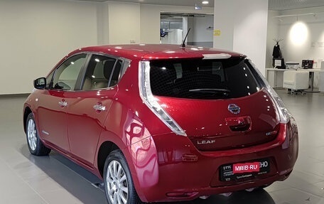 Nissan Leaf I, 2015 год, 870 000 рублей, 8 фотография