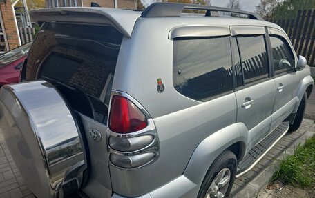 Toyota Land Cruiser Prado 120 рестайлинг, 2004 год, 1 100 000 рублей, 3 фотография