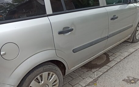 Opel Zafira B, 2007 год, 325 000 рублей, 7 фотография