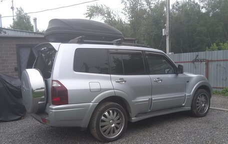 Mitsubishi Pajero III рестайлинг, 2006 год, 950 000 рублей, 5 фотография