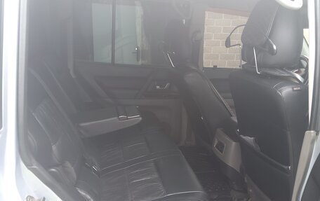 Mitsubishi Pajero III рестайлинг, 2006 год, 950 000 рублей, 18 фотография