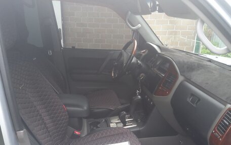 Mitsubishi Pajero III рестайлинг, 2006 год, 950 000 рублей, 15 фотография