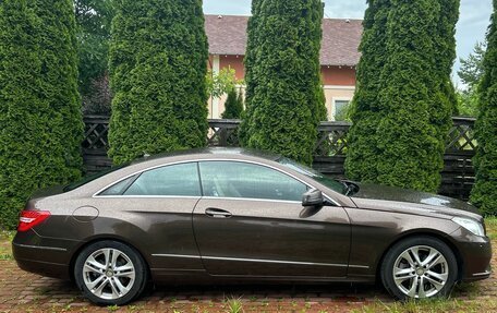 Mercedes-Benz E-Класс, 2013 год, 3 100 000 рублей, 2 фотография