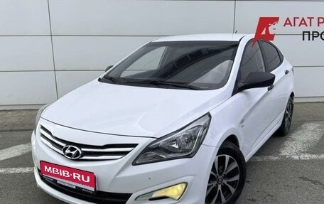 Hyundai Solaris II рестайлинг, 2014 год, 890 000 рублей, 1 фотография