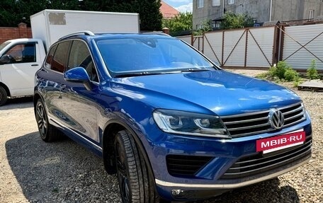 Volkswagen Touareg III, 2016 год, 2 950 000 рублей, 2 фотография