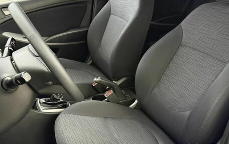 Hyundai Solaris II рестайлинг, 2014 год, 890 000 рублей, 17 фотография