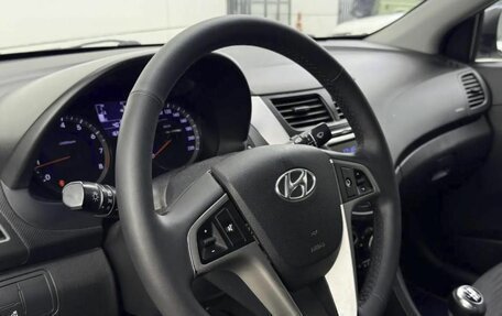 Hyundai Solaris II рестайлинг, 2014 год, 890 000 рублей, 13 фотография