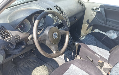 Volkswagen Polo III рестайлинг, 2000 год, 350 000 рублей, 1 фотография