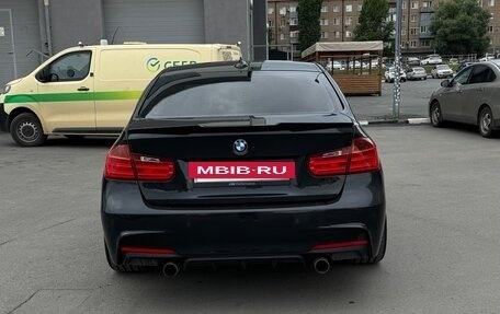 BMW 3 серия, 2015 год, 1 950 000 рублей, 6 фотография