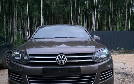 Volkswagen Touareg III, 2010 год, 1 800 000 рублей, 7 фотография