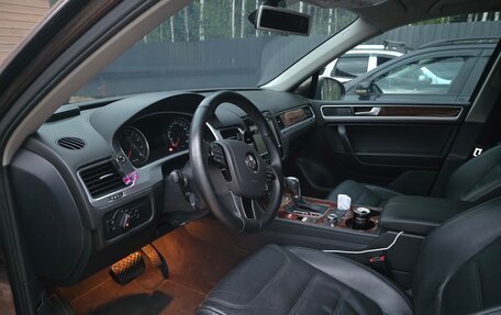 Volkswagen Touareg III, 2010 год, 1 800 000 рублей, 8 фотография